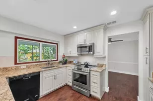6212 20th St S, Saint Petersburg, FL 33712 - Photo 17