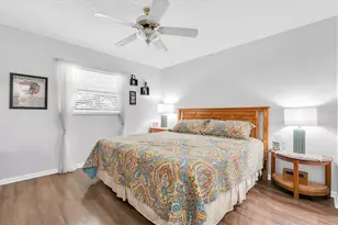 722 59th St S, Gulfport, FL 33707 - Photo 15