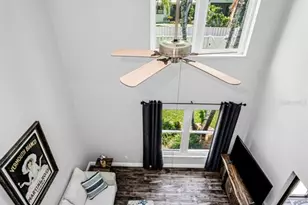 932 Myakka Ct NE, Saint Petersburg, FL 33702 - Photo 23