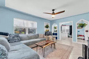1237 57th Ave N, Saint Petersburg, FL 33703 - Photo 7