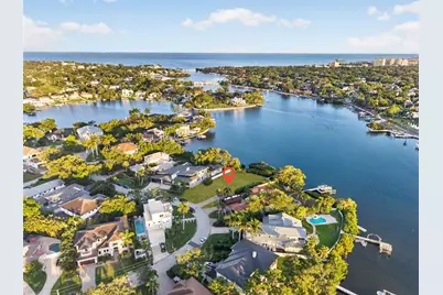 1026 Monterey Boulevard NE, Saint Petersburg, FL 33704 - Photo 11