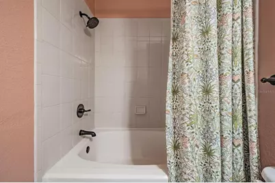 10103 Courtney Oaks Circle #103, Tampa, FL 33619 - Photo 19