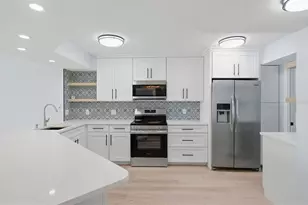 5277 Isla Key Blvd S, Saint Petersburg, FL 33715 - Photo 7