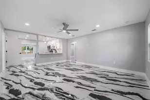134 Emerald Ln, Largo, FL 33771 - Photo 11
