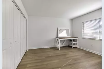 4570 Overlook Drive NE #179, Saint Petersburg, FL 33703 - Photo 15