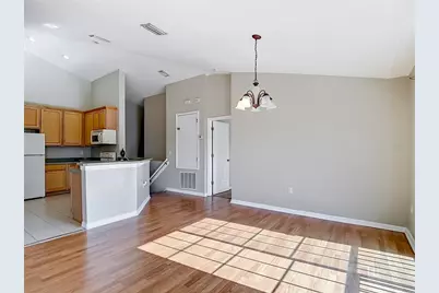 27901 Pleasure Ride Loop, Wesley Chapel, FL 33544 - Photo 5