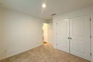 3010 NE 6th Pl, Cape Coral, FL 33909 - Photo 17