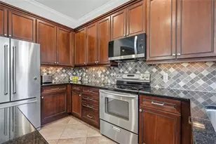 4815 Yacht Club Dr, Tampa, FL 33616 - Photo 23