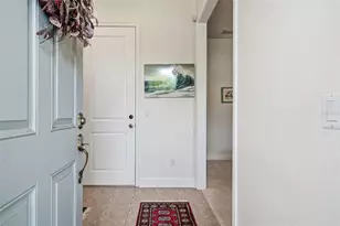 4815 Yacht Club Dr, Tampa, FL 33616 - Photo 9