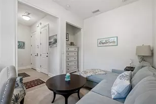 4815 Yacht Club Dr, Tampa, FL 33616 - Photo 9