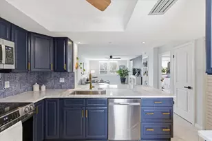 2621 Cove Cay Dr, Clearwater, FL 33760 - Photo 3