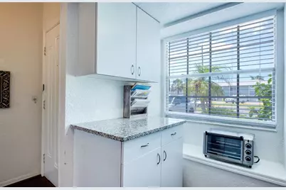 366 47th Avenue N #3, Saint Petersburg, FL 33703 - Photo 15