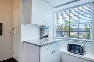 366 47th Ave N, Saint Petersburg, FL 33703 - Photo 15
