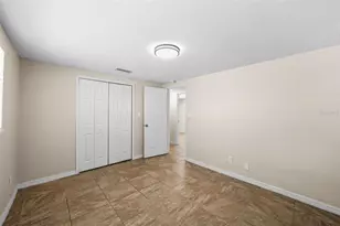 12410 N 59th St, Tampa, FL 33617 - Photo 11