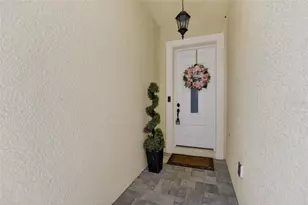 750 Grand Cypress Ln, Tarpon Springs, FL 34689 - Photo 11
