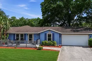 391 Walnut Ct, Palm Harbor, FL 34683 - Photo 1