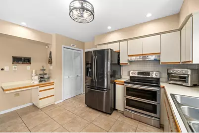 1307 Lenna Avenue, Seffner, FL 33584 - Photo 9