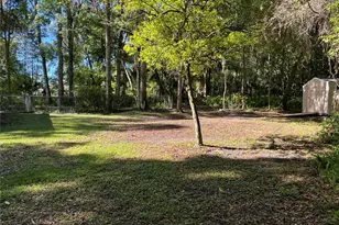 1565 Oakhurst Dr, Brooksville, FL 34601 - Photo 11