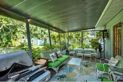 5572 100th Way N, Saint Petersburg, FL 33708 - Photo 25