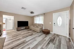 17704 Rivendel Rd, Lutz, FL 33549 - Photo 7
