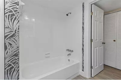 4910 38th Way S #111, Saint Petersburg, FL 33711 - Photo 23
