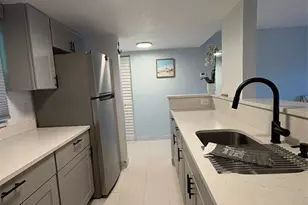 464 Paula Dr N, Dunedin, FL 34698 - Photo 11