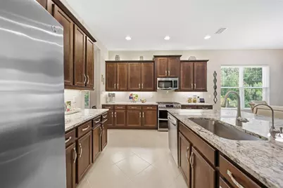 30852 Spruceberry Court, Wesley Chapel, FL 33543 - Photo 17