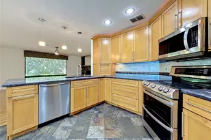 2065 Brady Dr, Dunedin, FL 34698 - Photo 13