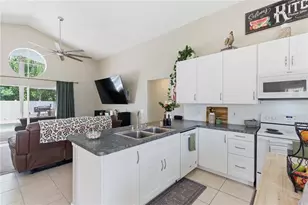 7912 Trail Run Loop, New Port Richey, FL 34653 - Photo 23