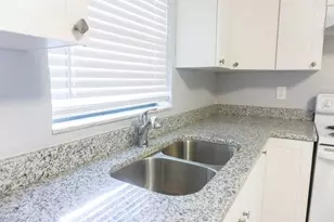 5712 N Lincoln Ave, Tampa, FL 33614 - Photo 5