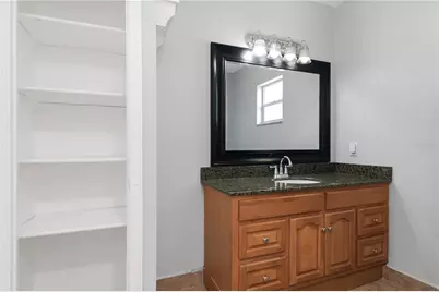 712 S Oakwood Avenue, Brandon, FL 33511 - Photo 31