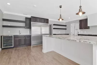 712 S Oakwood Avenue, Brandon, FL 33511 - Photo 23
