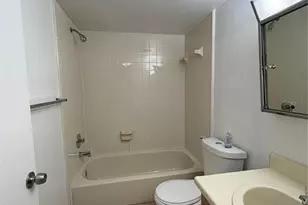 14317 Hanging Moss Cir, Tampa, FL 33613 - Photo 7