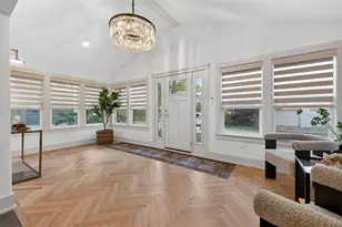 124 19th Ave N, Saint Petersburg, FL 33704 - Photo 5