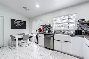 12121 Colonial Estates Ln, Riverview, FL 33579 - Photo 17