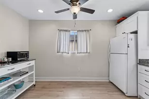 4733 Ridge Point Dr, Tampa, FL 33624 - Photo 9