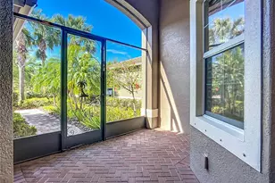 15646 Aurora Lake Cir, Wimauma, FL 33598 - Photo 5