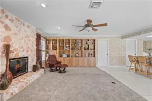 622 Paget Ct, Venice, FL 34293 - Photo 17