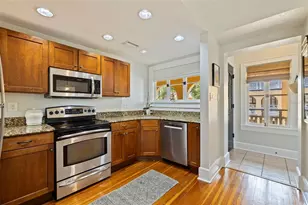 210 22nd Ave NE, Saint Petersburg, FL 33704 - Photo 7