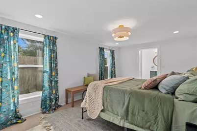 1211 16th Avenue N, Saint Petersburg, FL 33704 - Photo 11