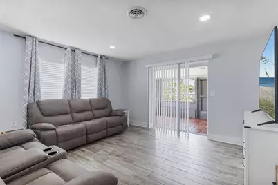 112 Rose Street, Venice, FL 34293 - Photo 17