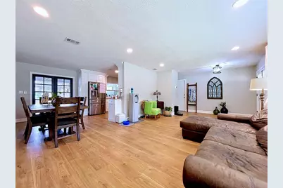 2210 Arbor Oaks Drive, Valrico, FL 33594 - Photo 11