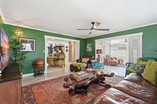 2095 Dolphin Blvd S, Saint Petersburg, FL 33707 - Photo 15