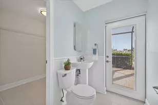 3640 Harborview Ct, New Port Richey, FL 34652 - Photo 25