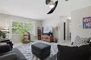 1127 King Arthur Ct, Dunedin, FL 34698 - Photo 9