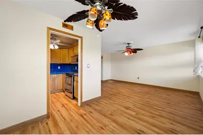 1001 77th Avenue N #308, Saint Petersburg, FL 33702 - Photo 5