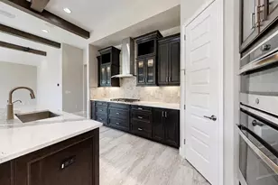 14610 Red Castle Ave, Lithia, FL 33547 - Photo 15