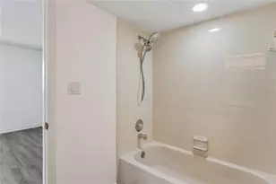 305 Hammock Pine Blvd, Clearwater, FL 33761 - Photo 19