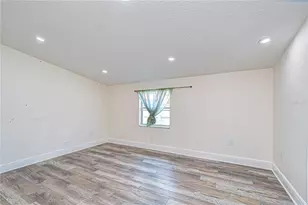 2933 56th Ave N, Saint Petersburg, FL 33714 - Photo 13