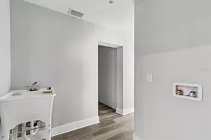 3901 W Platt St, Tampa, FL 33609 - Photo 11